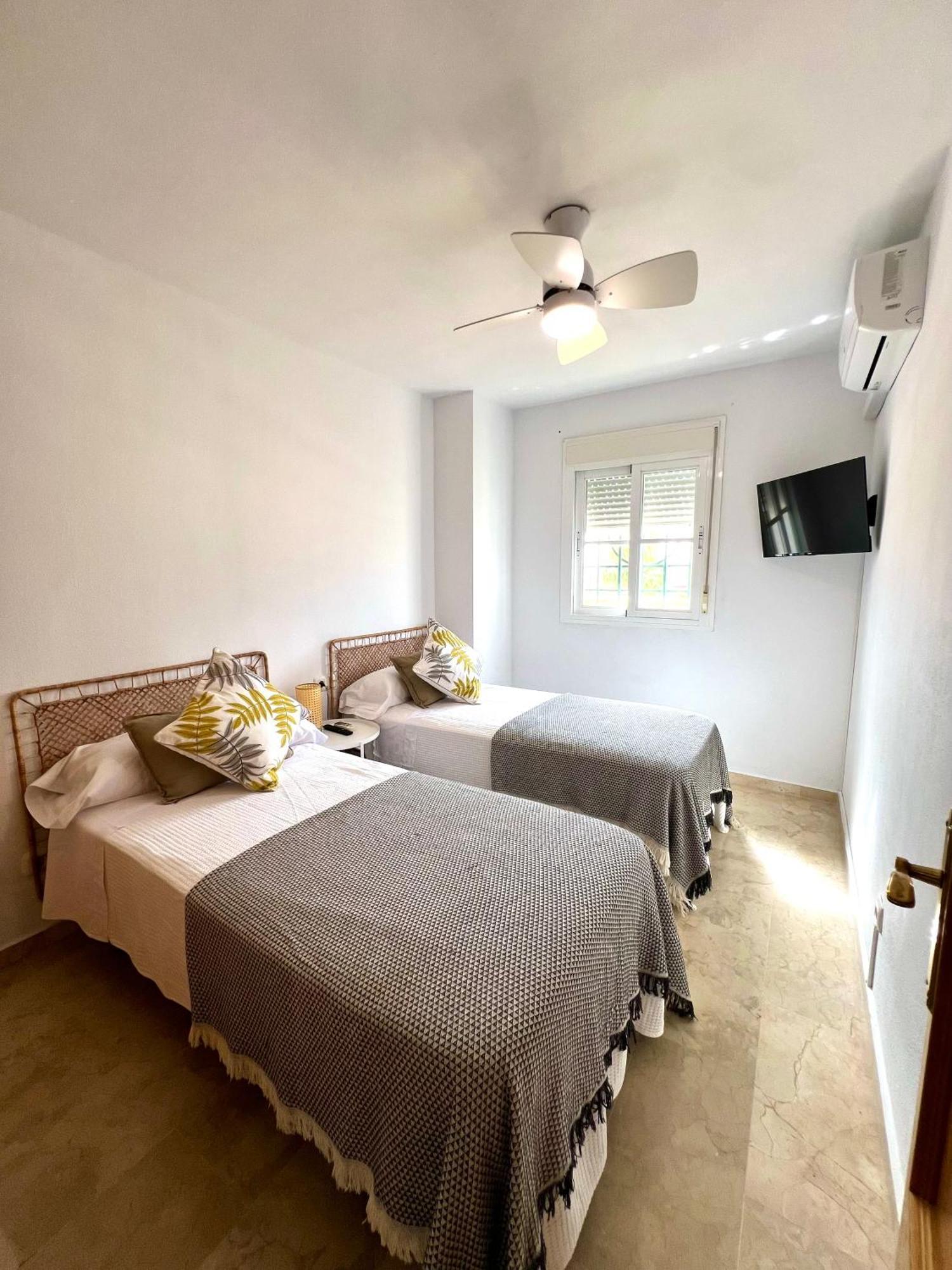 Casa Baviera Golf & Beach Caleta De Velez Exteriör bild